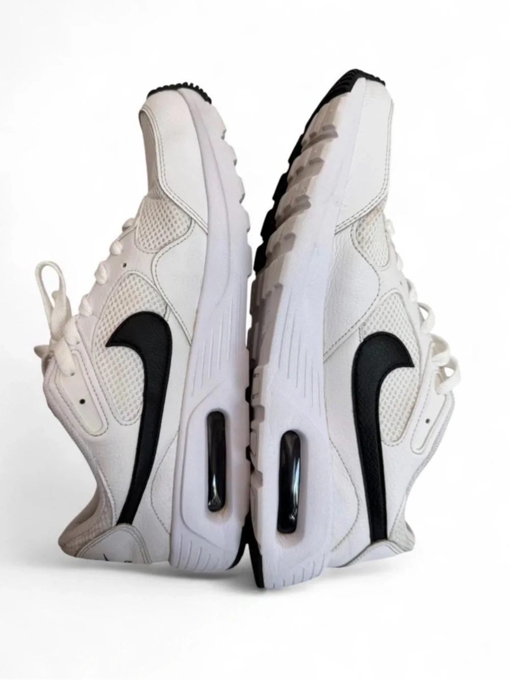 Nike White Air Max SC Sneakers with Black Swoosh - Picture 4 of 12